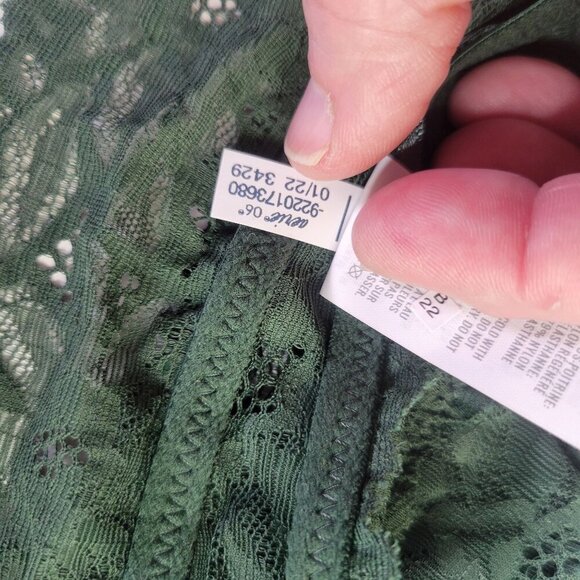 2 Aeries Women Green Floral Lace & Ribbed Bralettes Size Large - Picture 10 of 16